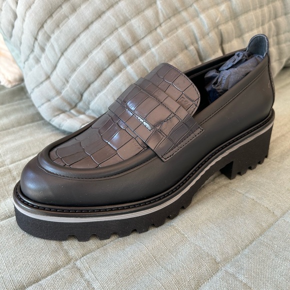 M. Gemi The Elsa Loafer Black and Grey Croc. Size 37 Brand NIB never worn - Picture 2 of 4